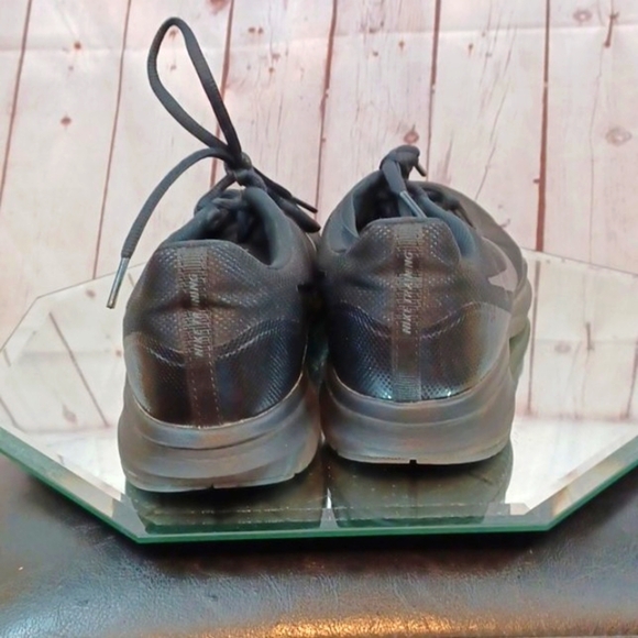 Nike‎ Training Men's Athletic Sneakers 9.5 M - Picture 5 of 11